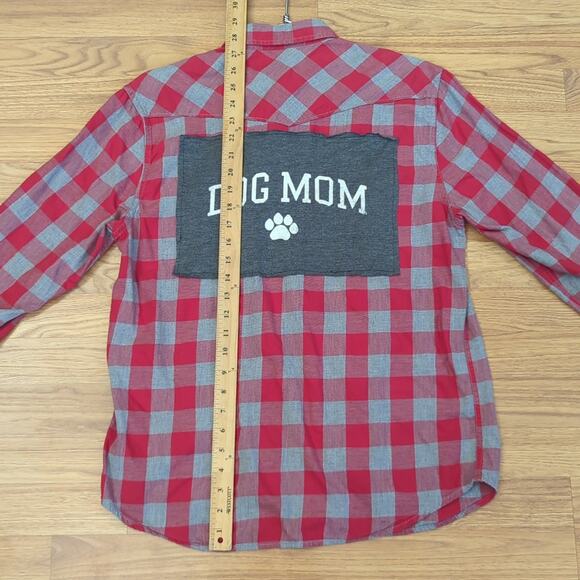 Dog Mom Flannel upcycled one of a kind size Medium unisex - Picture 5 of 8